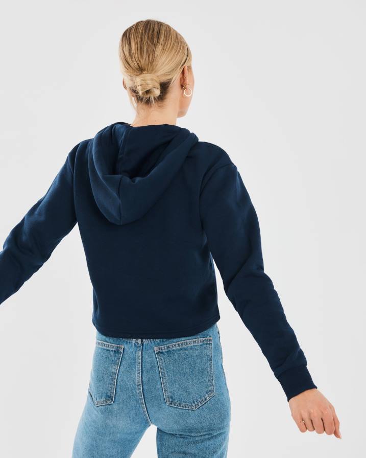 2HNL2806 военноморски флот FILA Дамска суичър с качулка lucy в темно синьо fila