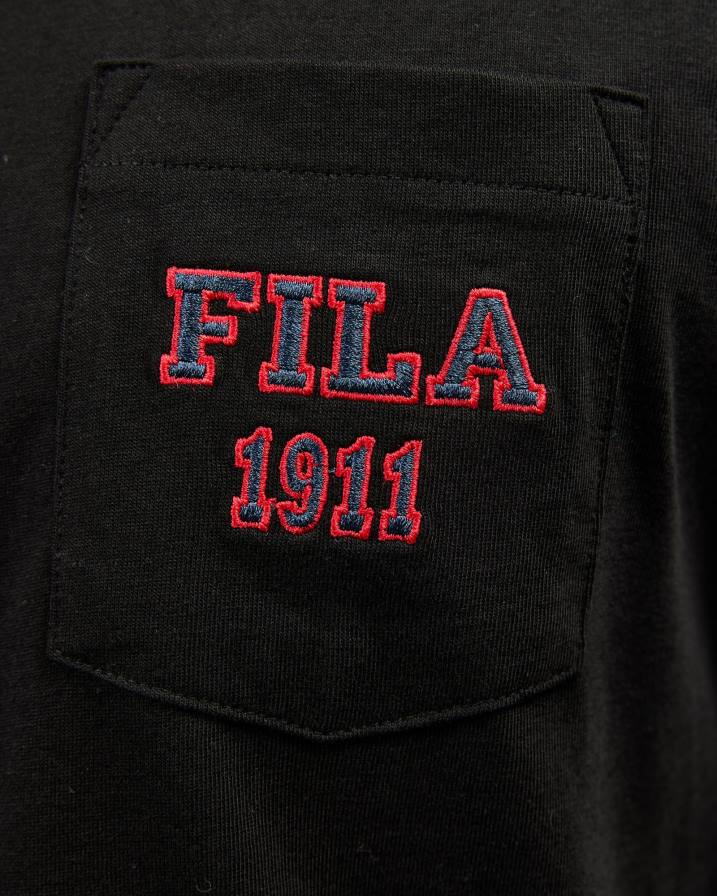 2HNL2557 черен FILA черна тениска fila antonio